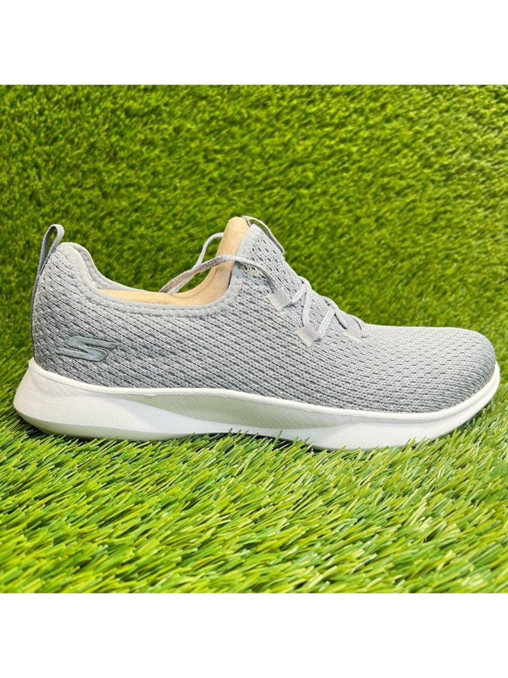 Skechers Serene Tranquility Womens Size 7.5 Gray Running Walking Shoes Sneakers